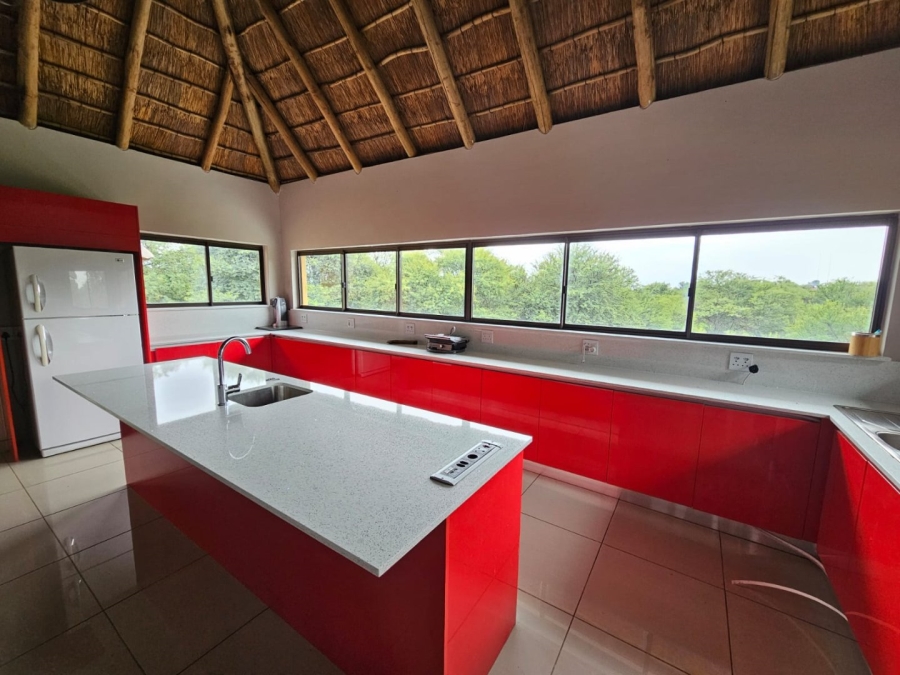 5 Bedroom Property for Sale in Boschenvaal River Front Lodges Free State